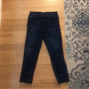 Zara jeans cropped size 4 stretch material